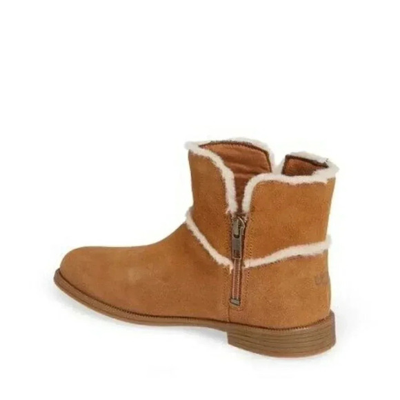 UGG Coletta Boot Ankle Bootie in Chesnut Girls - Picture 2 of 6